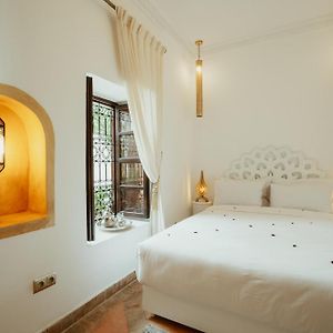 Camera standard con letto king size
